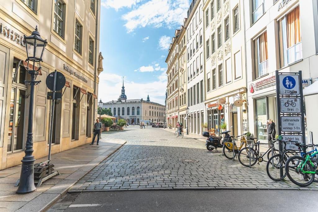 Tip! Erstklassiges 120 Qm Apartment Am Neumarkt Dresden Buitenkant foto